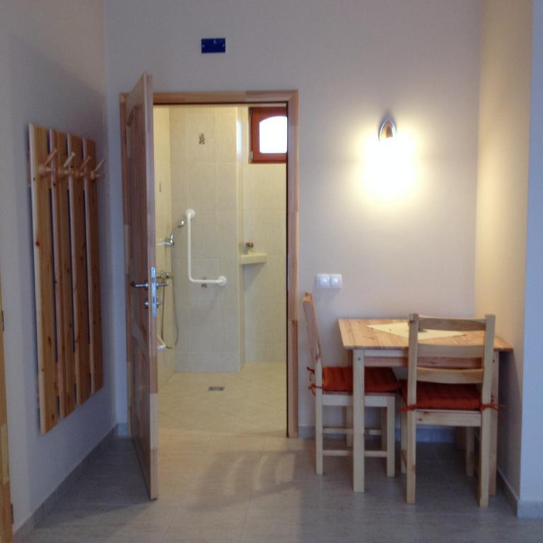 Vidor Vendeghaz Hotel Demjen Ruang foto