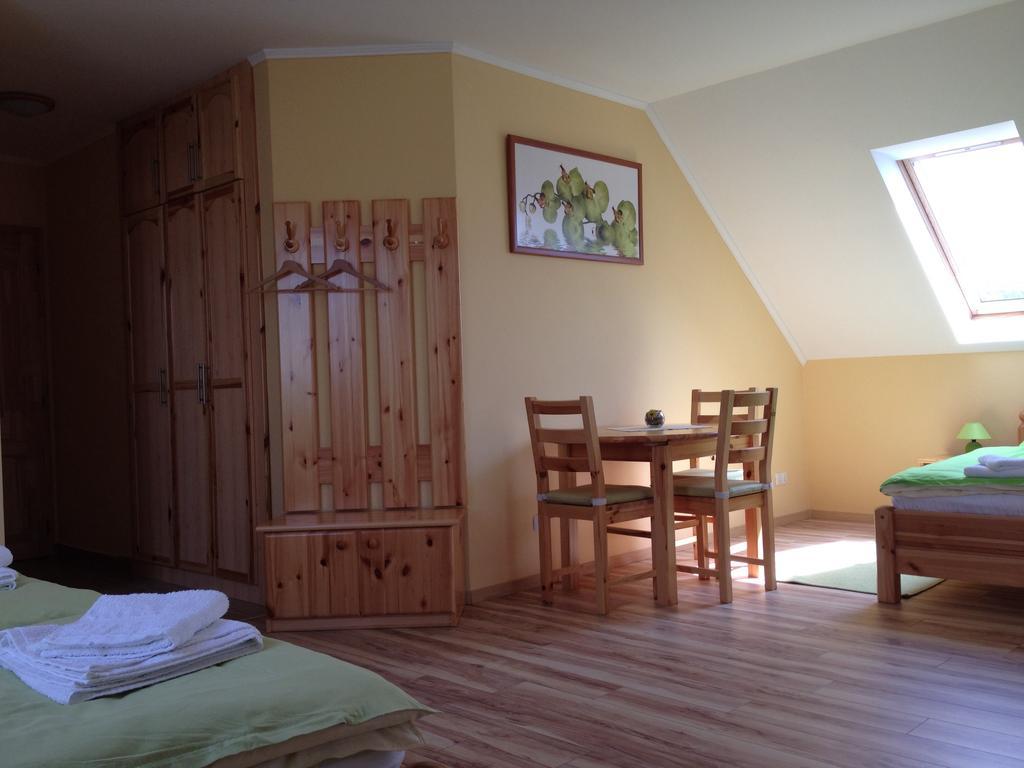 Vidor Vendeghaz Hotel Demjen Bagian luar foto